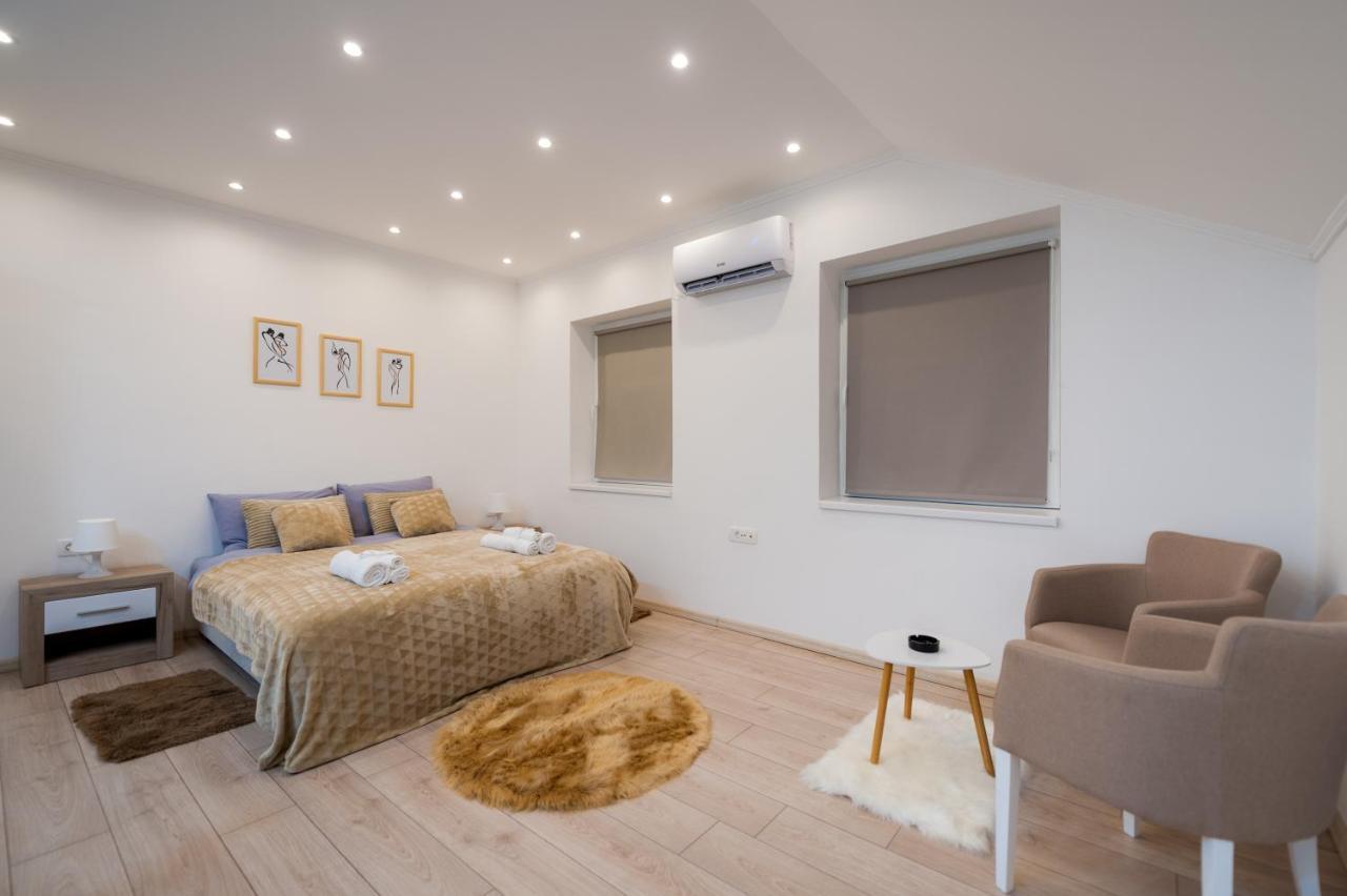 Apartman Sofi Lux スボティツァ エクステリア 写真